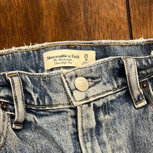 Abercrombie & Fitch High Rise Jeans